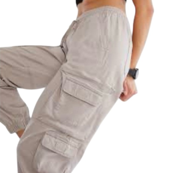 Aeropostale Pants - Aeropostale Women’s XS High Rise Cargo Joggers Beige Tan Elastic Waist Pockets